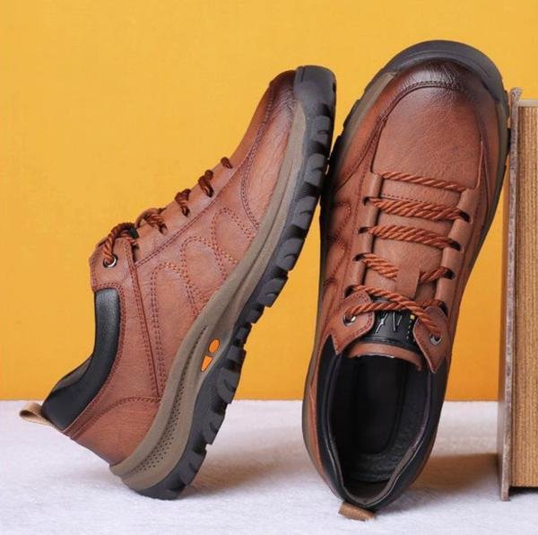 Claude | Les chaussures de marche en cuir